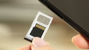 Samsung M40 SIM Tray